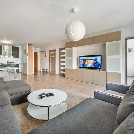 Sun & Snow, Zwyciestwa Apartamento