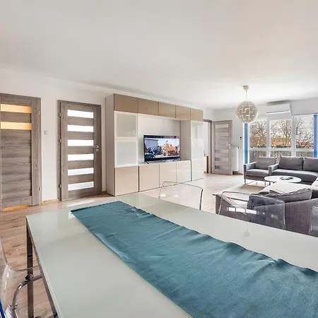 아파트 Zwyciestwa, Sun & Snow *